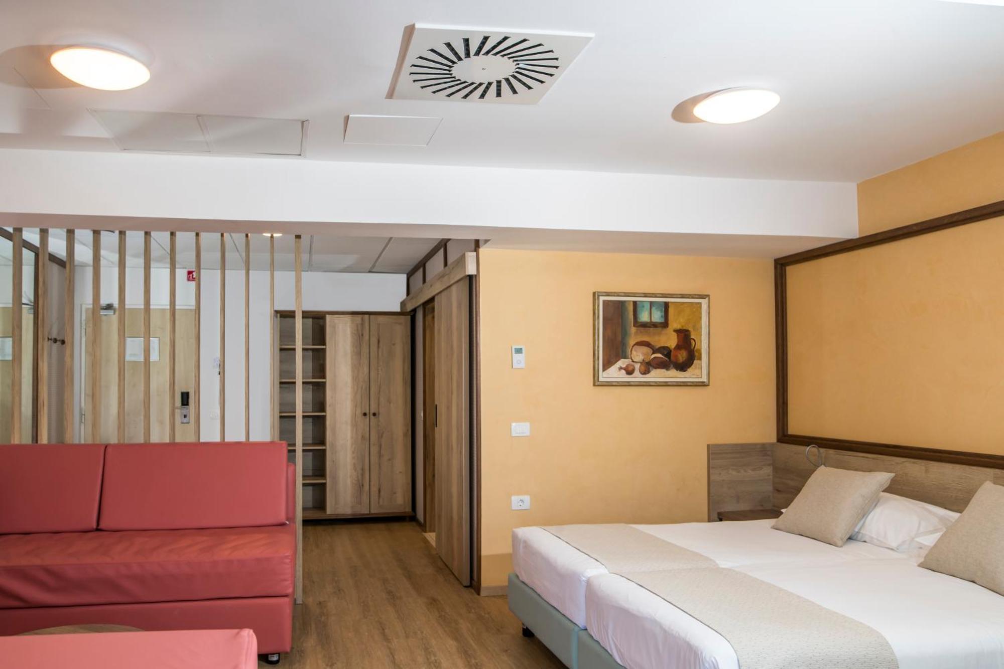Hotel Delfin Izola Exterior foto